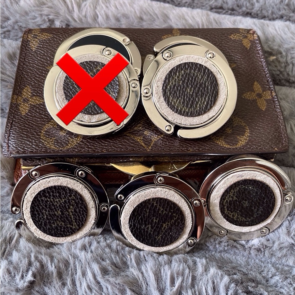 Up Cycle LV Bag Holder
